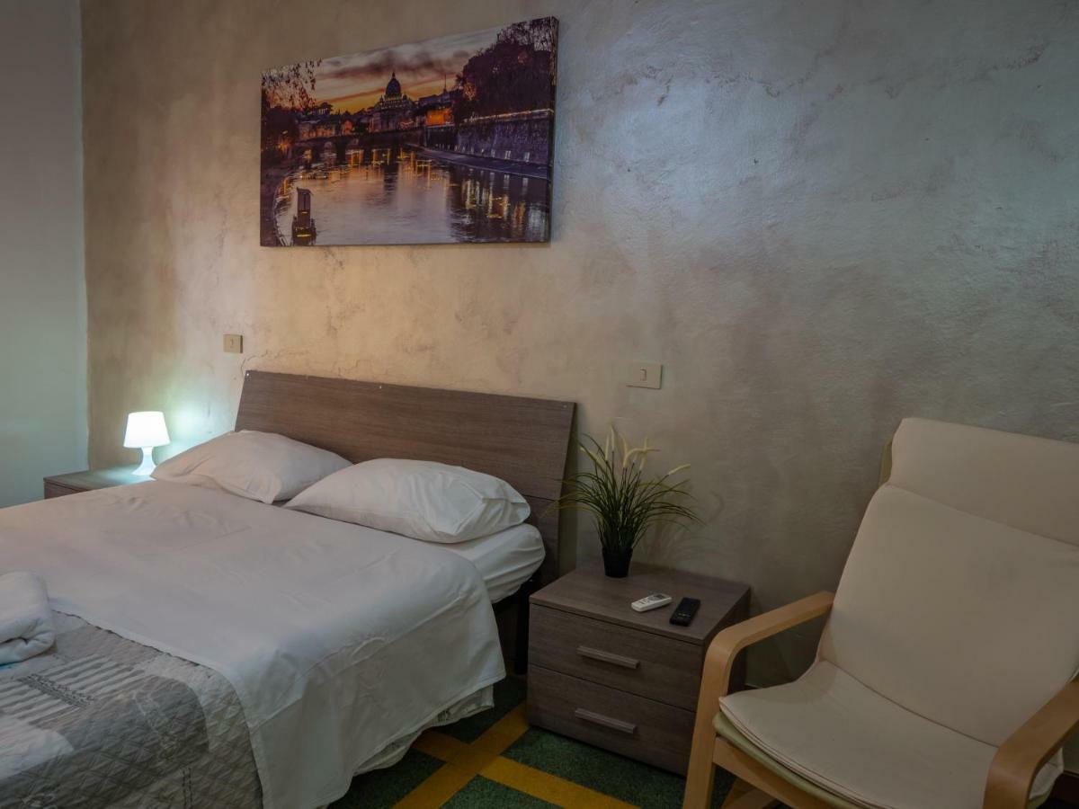 Bed and Breakfast Principe Amedeo Roma Exterior foto